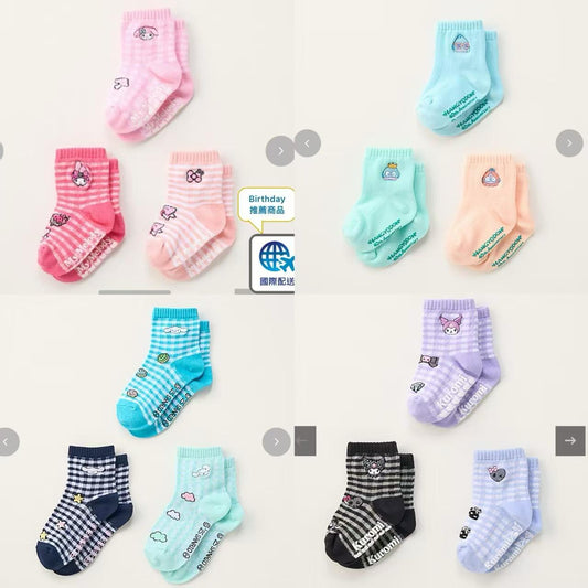 Sanrio socks 🧦 three pairs for one card